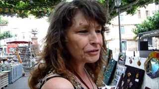 preview picture of video 'Muriel GOSSELIN peintre et céramiste Marché de potiers Prades 29 juillet 2013'