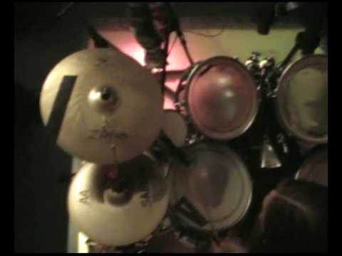 Detox - Detox - Kriminál (live)