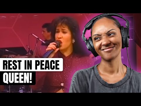 FIRST TIME REACTING TO | Selena Quintanilla | Disco Medley