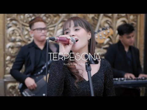Terpesona - Audy ft Glenn Fredly Live Performance Amigos Music Entertainment
