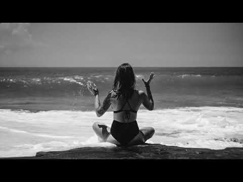 Nico de Andrea Feat. Lola Melita - Sun In Her Eyes (Pablo Fierro Remix)