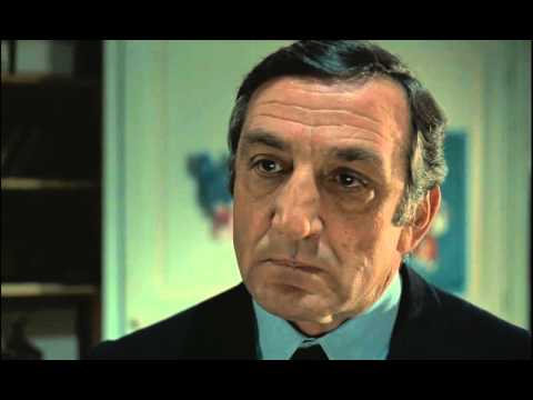 La Gifle (1974) - Tu parles mal, tu travailles mal, tu danses mal, tu grandis mal