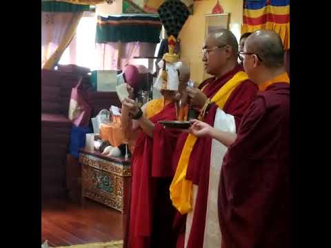 Consecration ceremony for Buddha Statues by Lama Kelzang