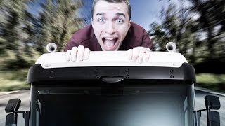 SQUEEZIE VAN DAMME ET SES CAMIONS Clustertruck 