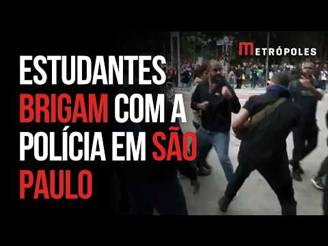 Estudantes entram em confronto com a polícia em protesto contra Tarcísio em São Paulo
