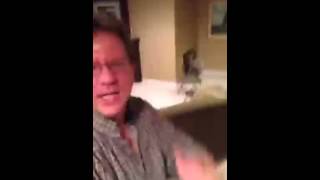 Singing "Coming back" by Southside Johnny & The Asbury Jukes