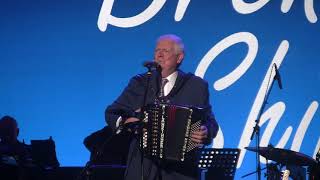 Brendan Shine - The Old Bog Road