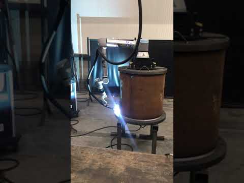 Laswerk Cobot op buis