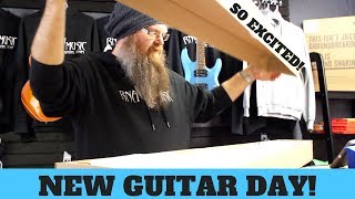 Video thumbnail for Schecter Hellraiser Extreme Solo 6 NEW GUITAR DAY! by RNA MUSIC