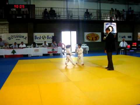 LEO-JAY KHAWAM JUDO FIGHT.MPG