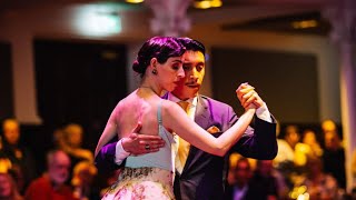 Luciano Millaqueo y María Celeste Cimino en Sheffield-England.Bailan el Estagiario-Carlos Di Sarli