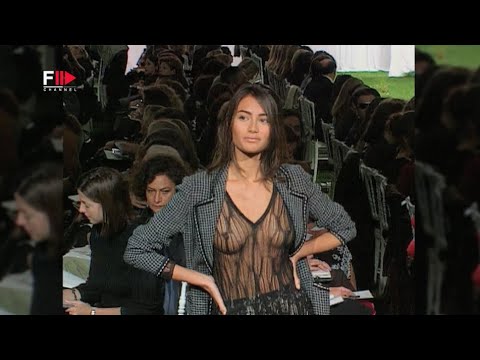 Vintage in Pills EMANUEL UNGARO Spring 1999 - Fashion Channel
