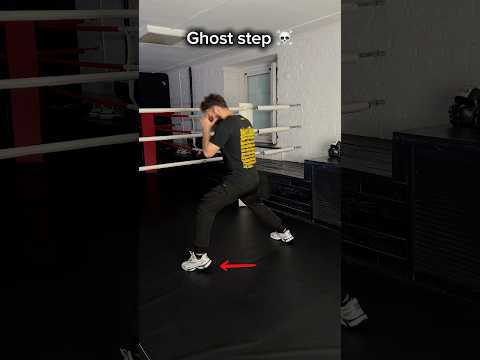 Ghost step tutorial ☠️ #boxingtraining #boxing #boxingtechnique #boxingcoach #footwork #footworks