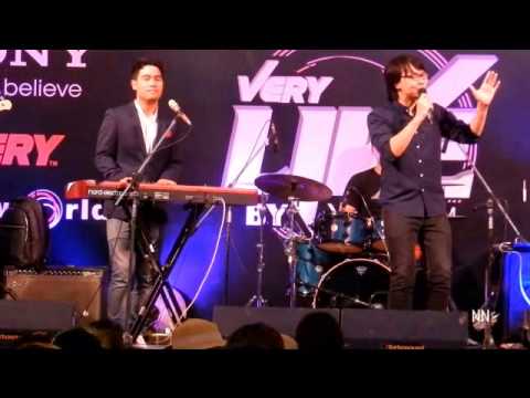 27-01-13 Lipta - แค่รู้ว่ารัก @ Very Live by Xperi