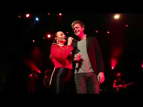 Trijntje Oosterhuis & Lex Uiting - Wereld Zonder Jou / Wereld Zônder Dich (Venlo, 1-11-2019)