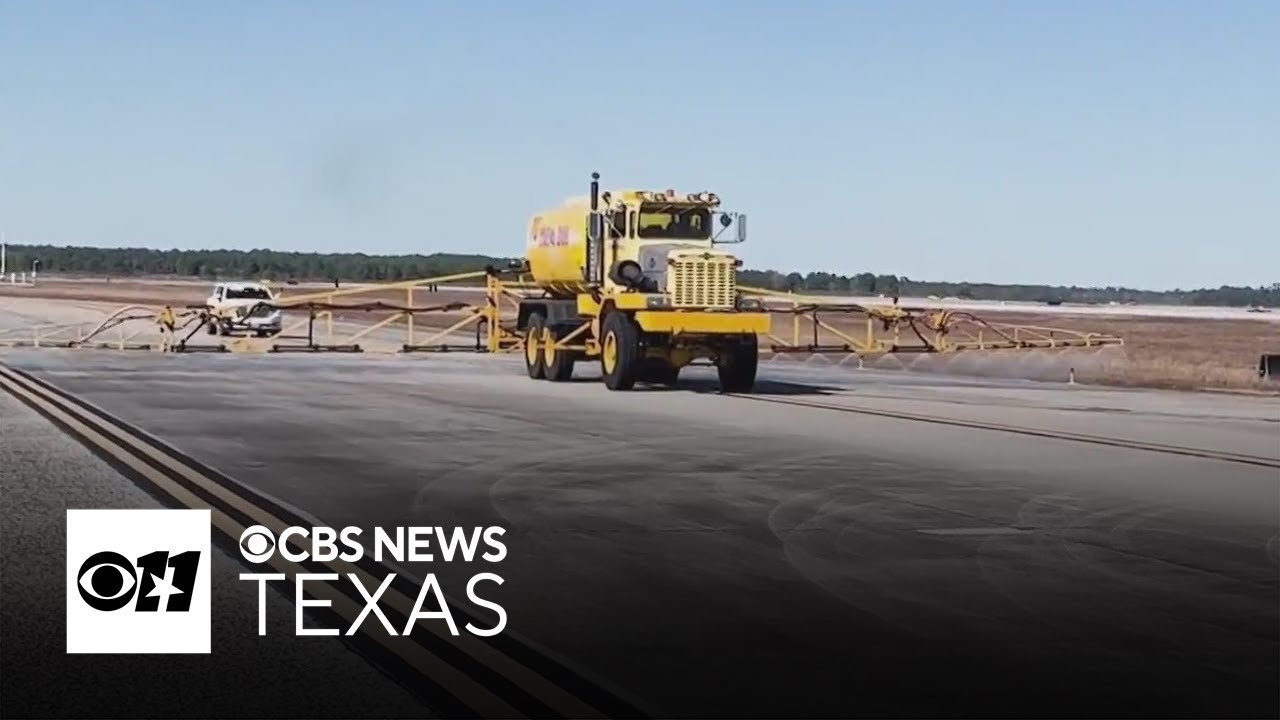 Houston airports closed as winter storm moves across South Texas