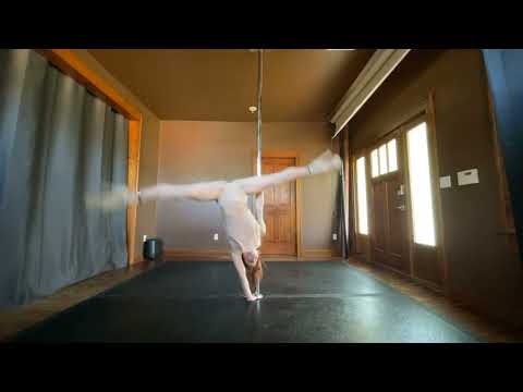 Kathryn Moorhead USA - 2nd Place Flow - EXOTIC GENERATION VIRTUAL WORLDS 2022