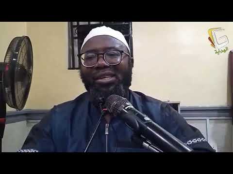 RULING ON PRAYING BEHIND THE IMAM STANDING HIGHER THAN THOSE BEHIND HIM || SHEIKH ABDULGHANIY JUM'AH