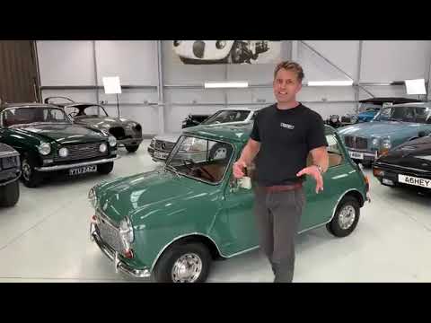 Live Walkaround of the 1968 Mini 850