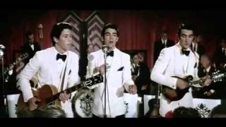 Jonas Brothers - Lovebug - Official Music Video