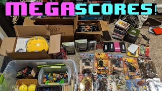 2 Garage Sales, 1 Pawn shop. TONS of scores