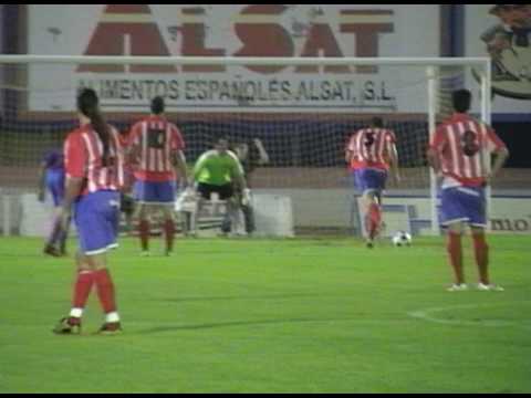 Primer gol del Don Benito (CD Don Benito 2-6 Extremadura UD)