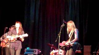 Larkin Poe - "Love Or Money", Kelvedon Institute 22/11/11