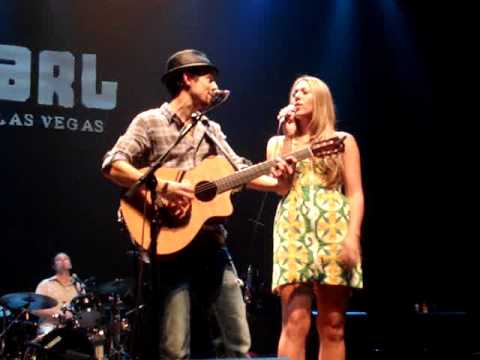 Jason Mraz and Colbie Caillat - Lucky - Las Vegas 5/9/09