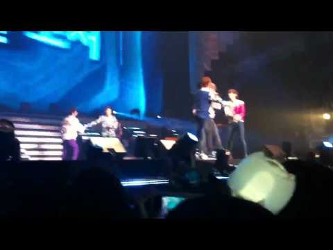 fancam beast - freeze 120205