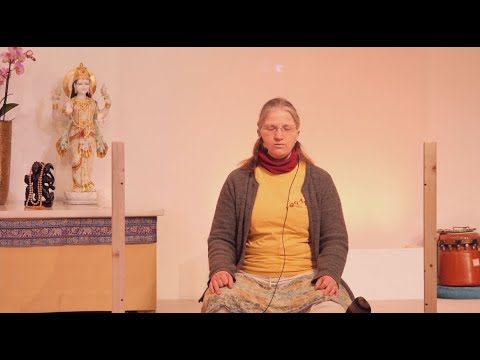 Fortgeschrittenes Pranayama mit Darshini - Yoga Vidya Ashram Live, 12.03.2022, 6:00 Uhr