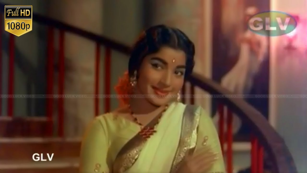 Enna Enna Vaarthaigalo Song Lyrics | Vennira Aadai