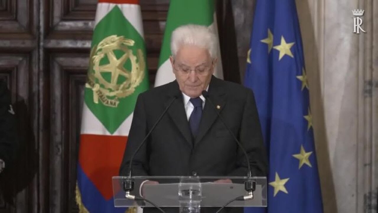 Mattarella: Mosca non può evocare la pace e muovere la guerra