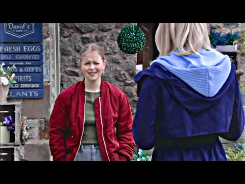 Liv Flaherty 6th July 2021- leanna invites liv to her birthday party