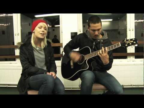 ATP! Acoustic Session: Tonight Alive - "Breaking and Entering"