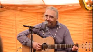Dave Ward Maclean at Beverley Folk Festival 2012