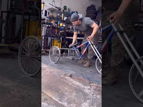 Gambiarra do dia (adaptação do banco no mini triciclo) 😜✌️