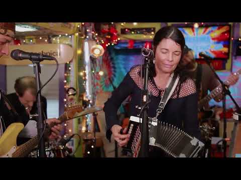 Clay Tablets with Maddy Walsh S2: Ep2 Tara Nevins Interview