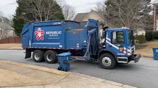 Republic Services: Mack MRU Heil Python Garbage Truck