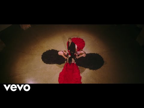 Tatiana Delalvz - Olé