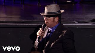 God Give Me Strength (Live From The Spectacular Spinning Songbook Tour / 2011)