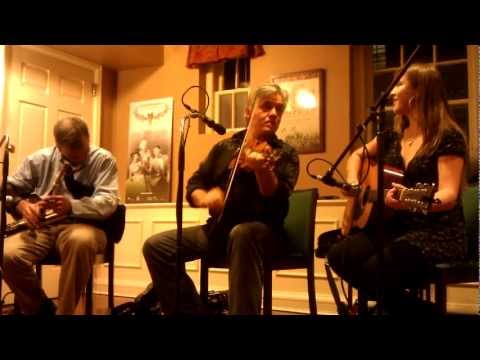 Jerry O'Sullivan, Rafe and Clelia Stefanini - Air / Toss the Feathers