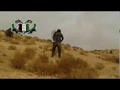 جانب من الاشتباكات على حاجز شاعر في بادية تدمر حيث تم اقتحام الحاجز من قبل ألوية النصر