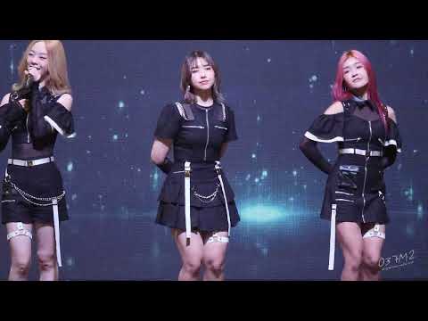 BNK48 Jane - Believers @ BNK48 12th Single Believers Roadshow Mini Concert [Fancam 4K 60p] 221002