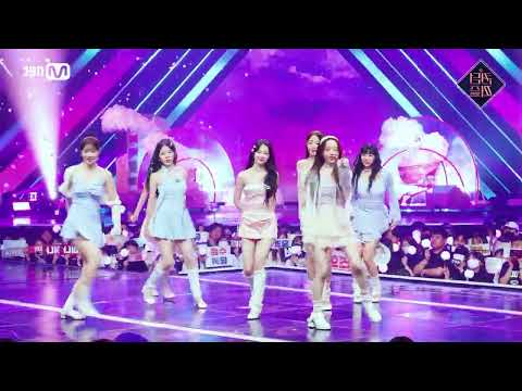 Queendom Puzzle 'Puzzlin' Dance Mirror