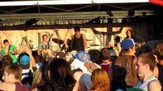 Farewell to Shady Glade- Of Mice &amp; Men Live Warped Tour Toronto July 15 2011 HD