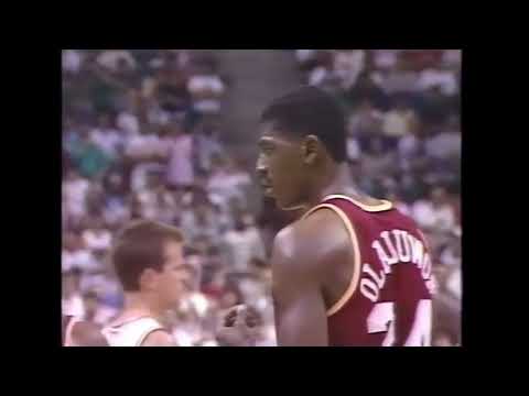 Hakeem Olajuwon Punches John Shasky; Shasky Gets Some Revenge