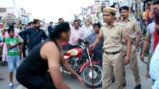 CWE Wrestler Shanky Singh Chokeslam to Police Constable Pandey. video