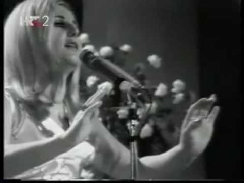 ELVIRA VOĆA - Ako me trebaš (Zagreb 68)