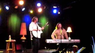 Ellis Paul - Kick Out The Lights