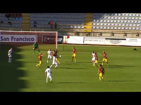 Primer gol de la Cultural y Deportiva Leonesa ante el Caudal Deportivo de Mieres. Temporada 16 17
